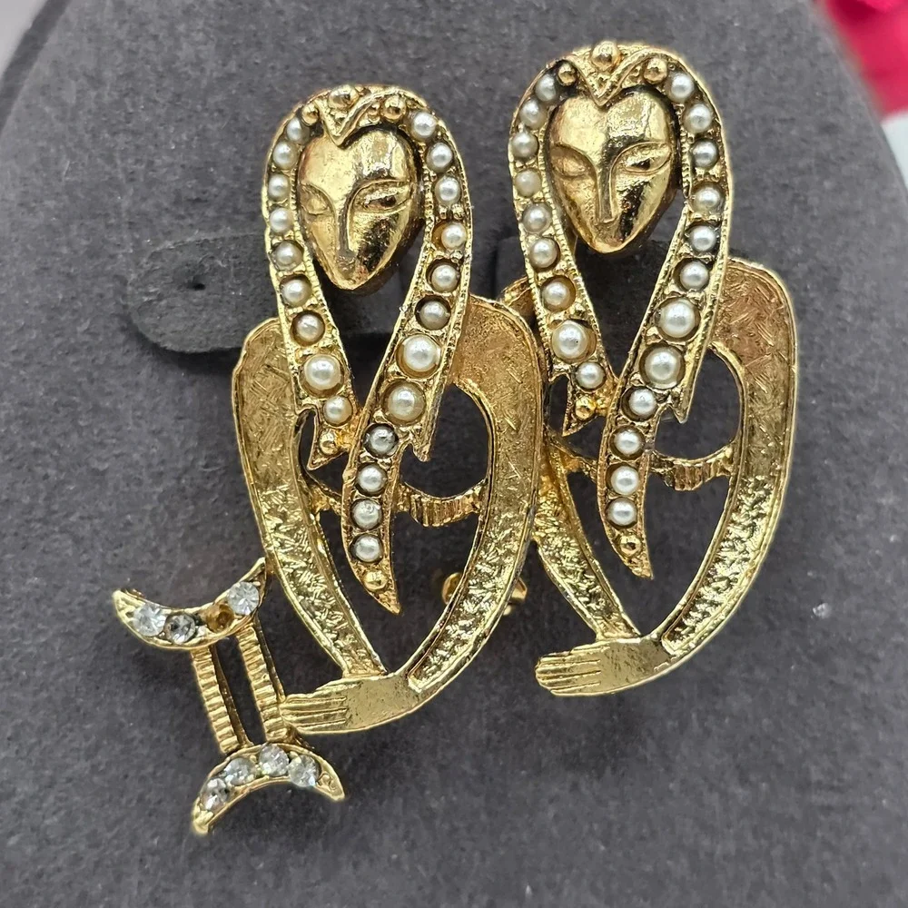 Vintage Gemini Zodiac Brooch Gold Tone Faux Pearl Rhinestone Twin Goddess Pin